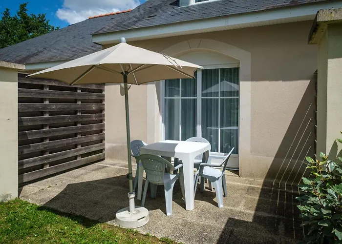 4 Pers- By Interhome