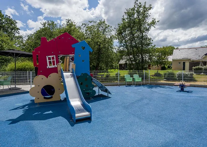 4 Pers- By Interhome